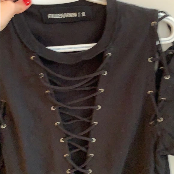 Lace up tee - Picture 2 of 2